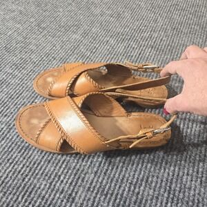 FRYE Leather Robin Feather Rose Criss Cross Sandals 9.5